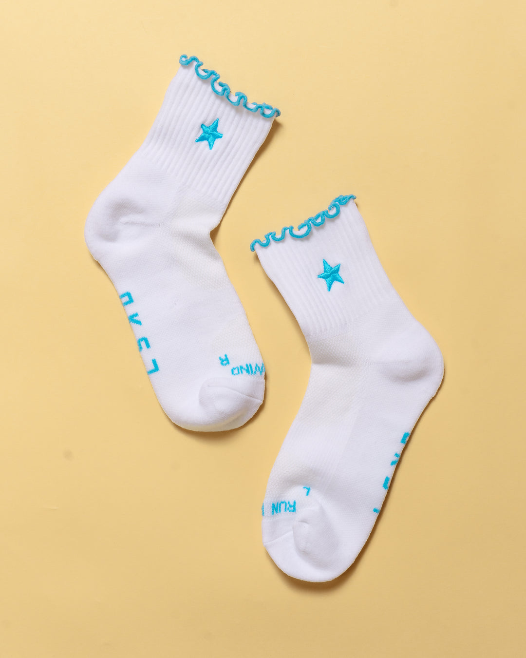 Flatlay GG - Fast Frill Quarter Sock - GG- White-Baltic Sea - view 1