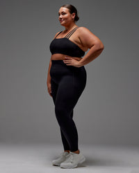 Woman wearing Fusion Ultra High-Rise Full Length Legging Pockets - Black | Model:Jordie | Size:2XL | Thumbnail Index: 31
