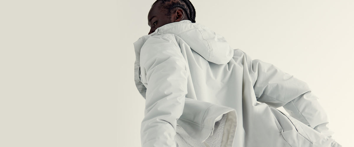 The Marshall 2.0 Jacket isn't just about warmth — it's about showing up, no matter the forecast. Trusted from day one by those chasing progress through the cold, it’s a staple for early starts, late nights, and everything in between. Full fleece lining keeps you dialed in when the elements bite, while a clean, versatile fit means you’ll look the part from the trail to the street. This is your winter workhorse — ready when you are.