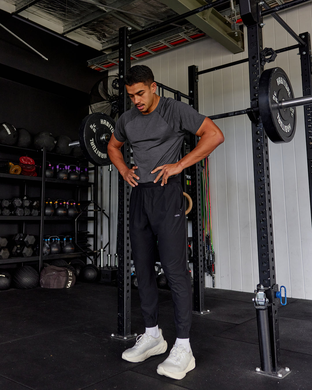 Man wearing AeroFLX+ Seamless Tee - Pirate Black Marl - view 4