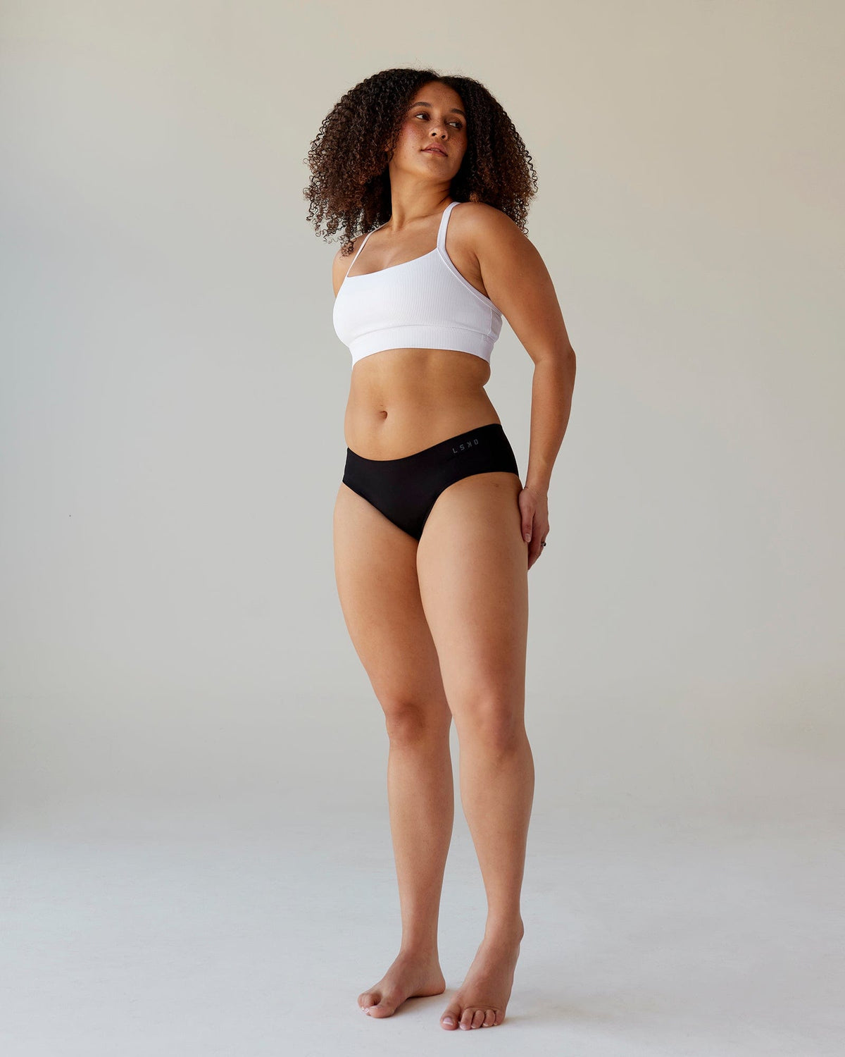 Woman wearing Seamless Brief - Black | Model:Simmy | Size:M