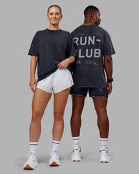 Duo wearing Love The Run FLXCotton Tee Oversize - Black Washed-Circular Gray | Model:Both | Size:Duo | Thumbnail Index: 0