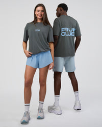 Duo wearing Runner& | Thumbnail Index: 0