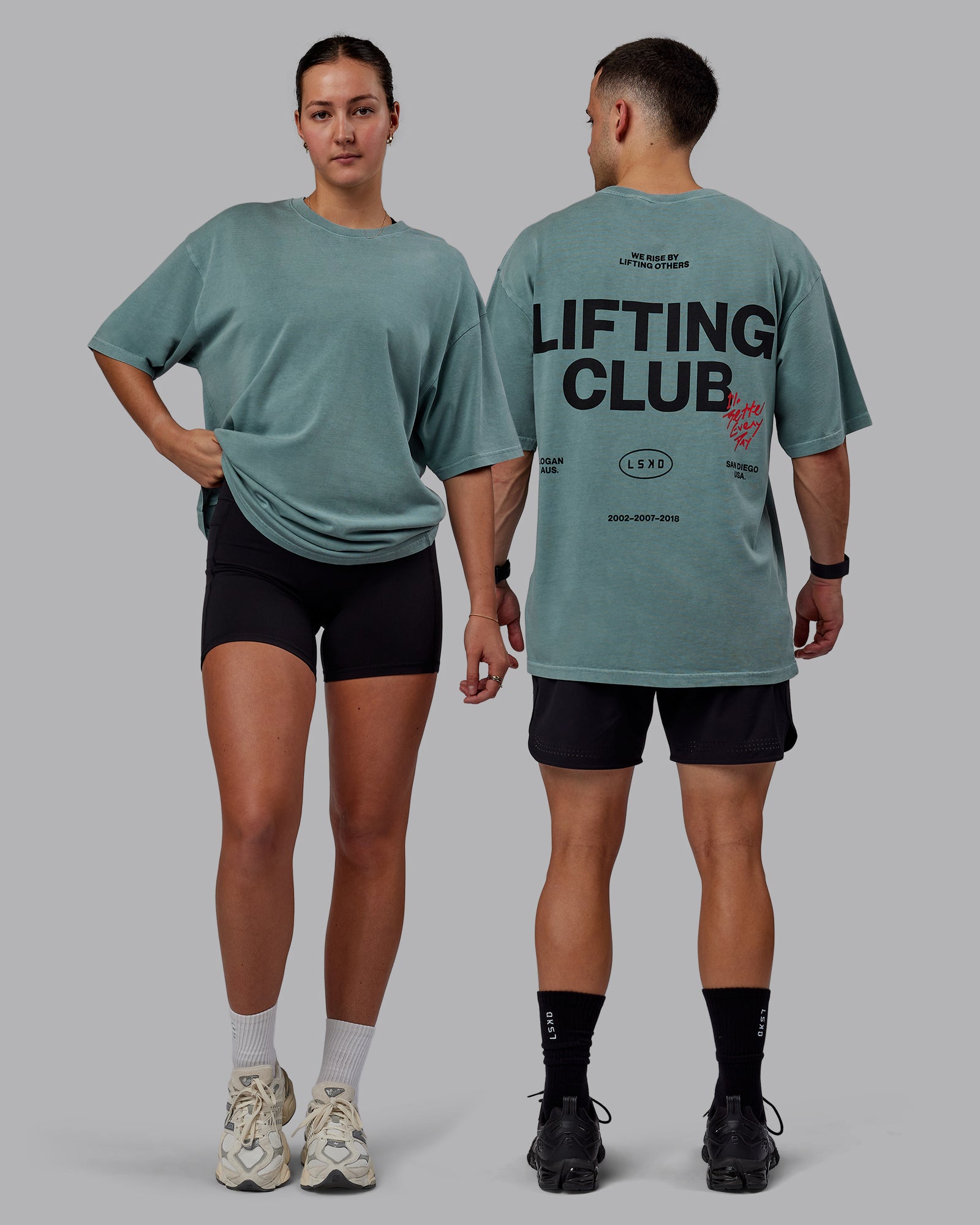 Duo wearing Unisex Washed Lifting Club Heavyweight Tee Oversize - Storm-Black