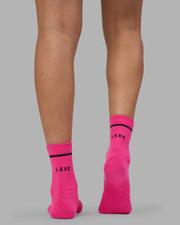 Fast Performance Quarter Socks - Ultra Pink-Black | Thumbnail Index: 3