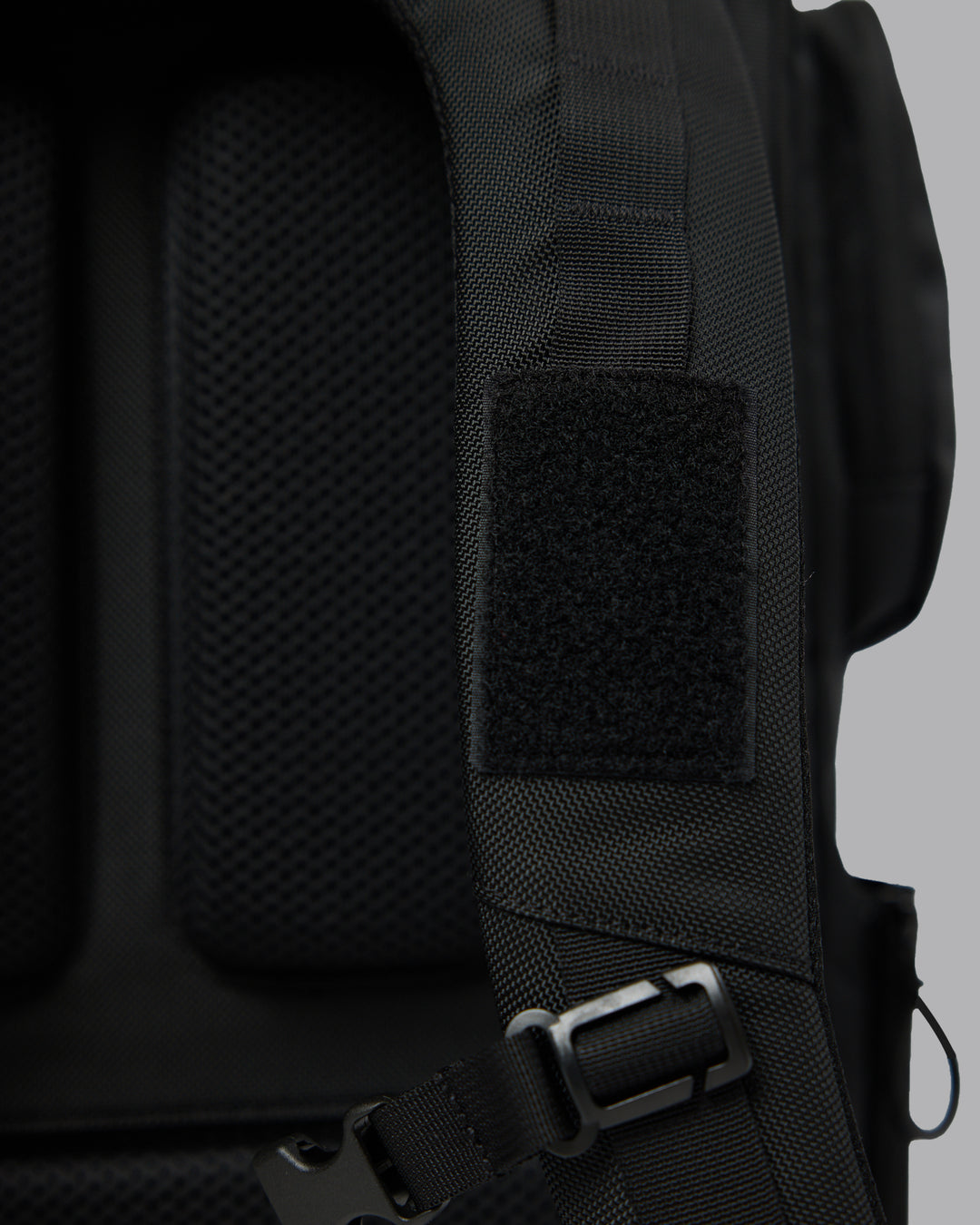 Functional Training Backpack 27L - Black - view 12