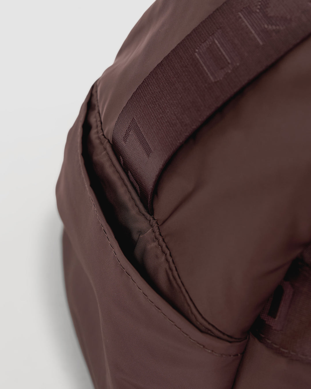 Go-To Duffle Bag - Cocoa Powder - view 12