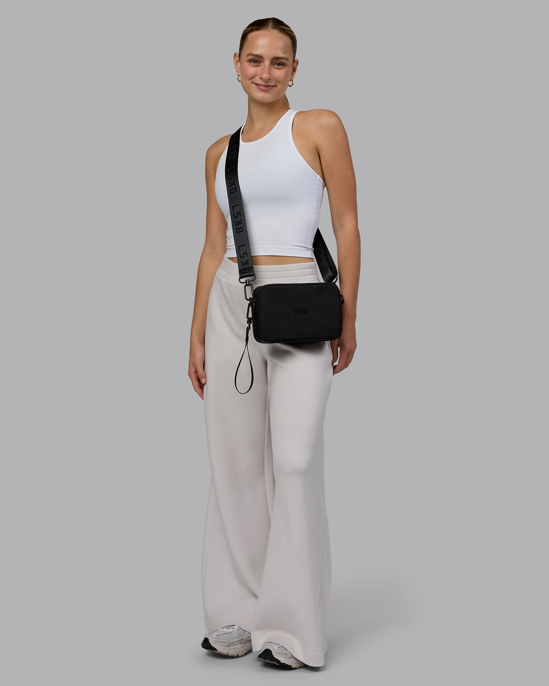 Go-To Shoulder Bag - Black - view 7