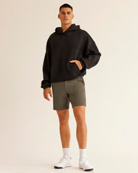Man wearing All Day ZeroCrease™ Regular 8" Short - Walnut Grey | Model:Jackson | Size:34 | Thumbnail Index: 2