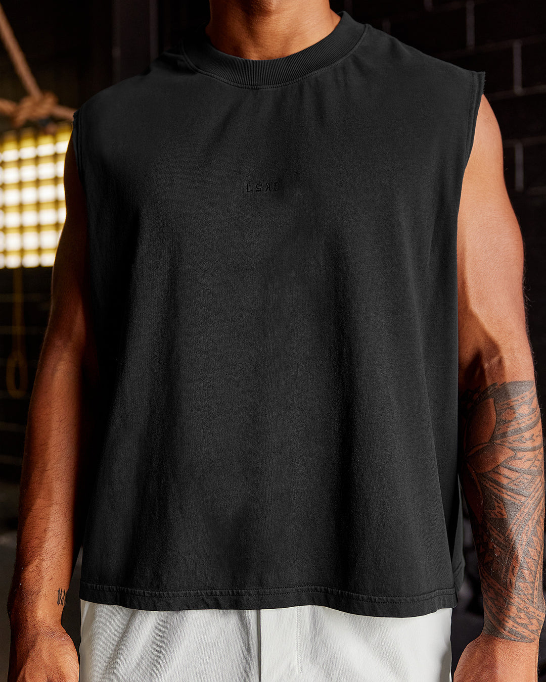 Man wearing Oversized Heavyweight Boxed Tank - Washed Black | Model:Xav | Size:L - view 1