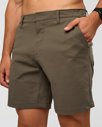 Man wearing All Day ZeroCrease™ Regular 8" Short - Walnut Grey | Model:Liam | Size:34 | Thumbnail Index: 8