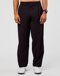 Man wearing All Day ZeroCrease™ Wide Leg Pant - Black | Model:Liam | Size:34 | Thumbnail Index: 4