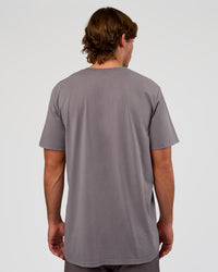 Man wearing Base FLXCotton Tee - Duskstone Washed | Model:Marcus | Size:L | Thumbnail Index: 3