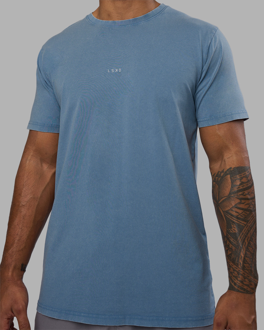 Man wearing Base FLXCotton Tee - Elemental Blue Washed | Model:Xav | Size:L - view 5