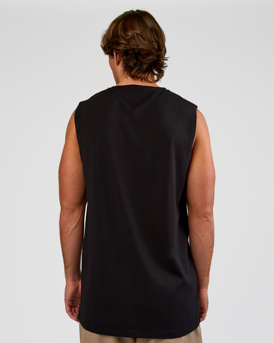 Man wearing Base Heavyweight FLXCotton Tank Regular Fit +2cm - Black | Model:Marcus | Size:L - view 4