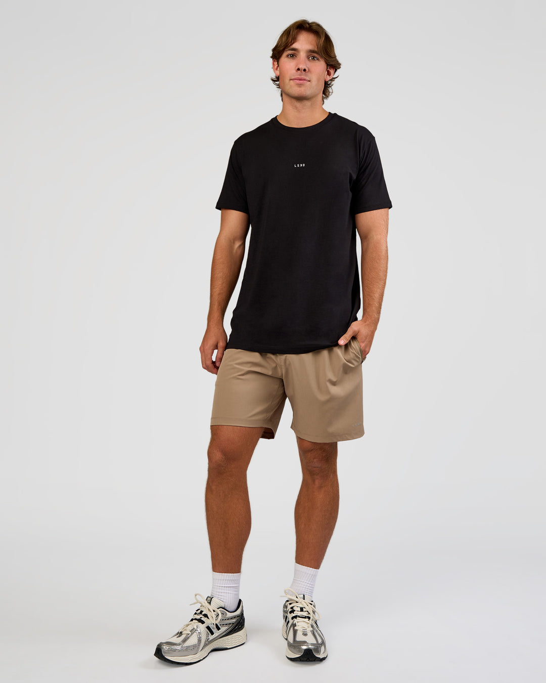 Man wearing Base Heavyweight FLXCotton Tee Regular Fit +2cm - Black | Model:Marcus | Size:L - view 5