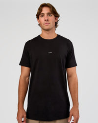 Man wearing Base Heavyweight FLXCotton Tee Regular Fit +2cm - Black | Model:Marcus | Size:L | Thumbnail Index: 0