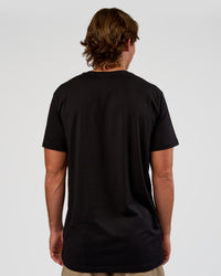 Man wearing Base Heavyweight FLXCotton Tee Regular Fit +2cm - Black | Model:Marcus | Size:L | Thumbnail Index: 2