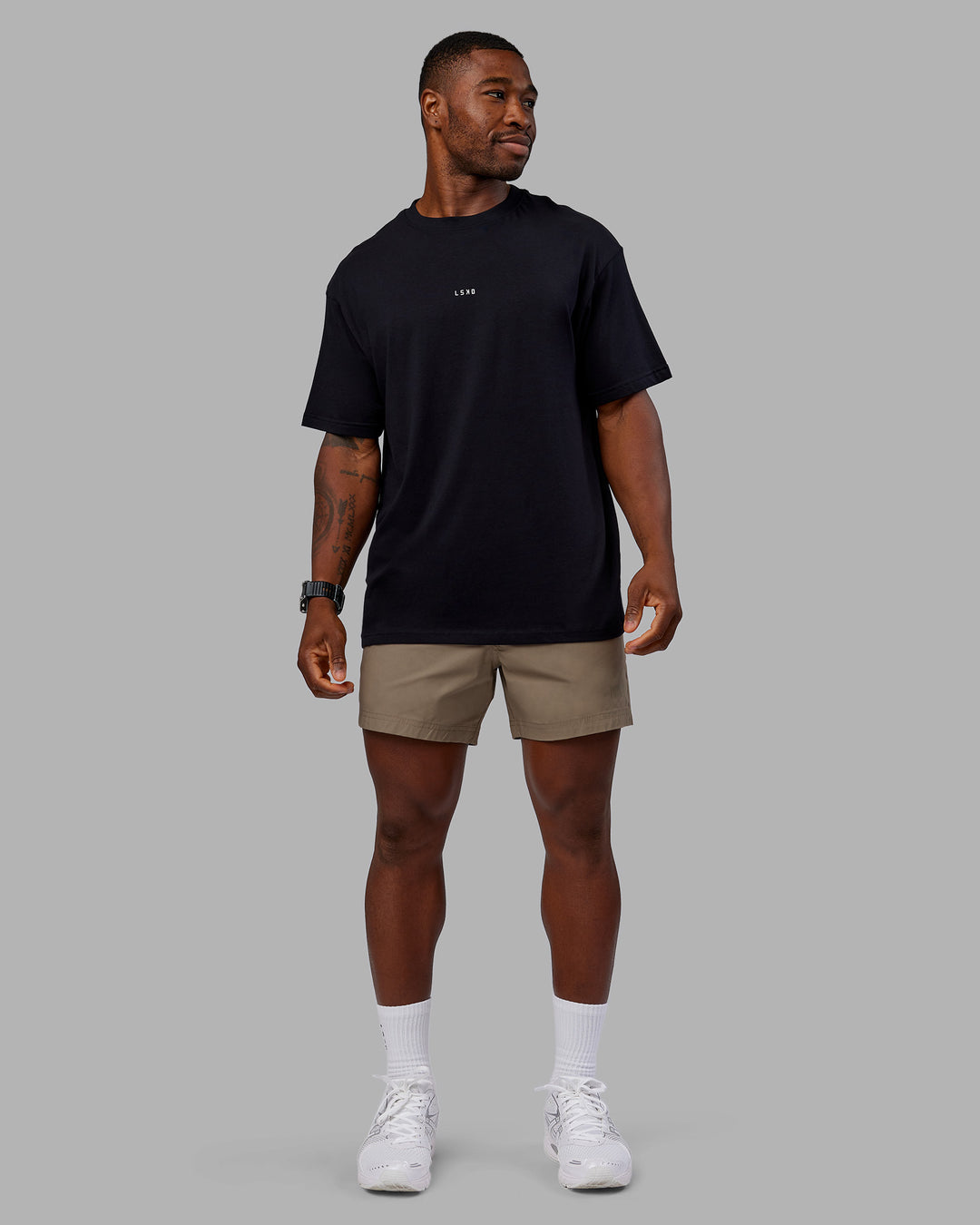 Man wearing Daily 5" Short - Greige | Model:Sam | Size:L - view 5