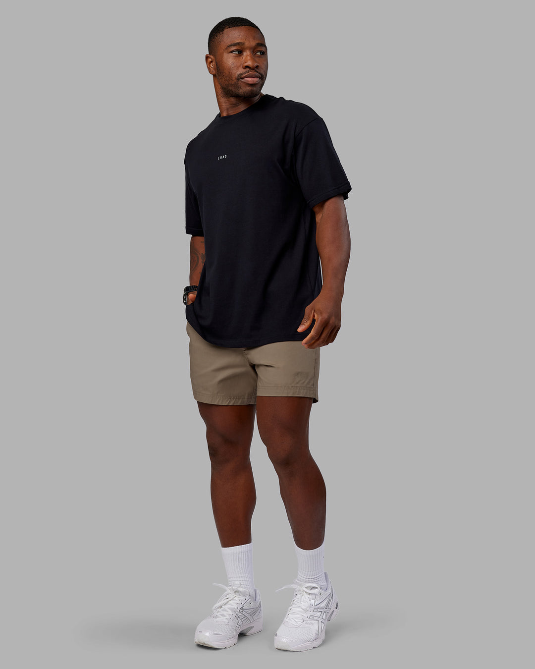 Man wearing Daily 5" Short - Greige | Model:Sam | Size:L - view 2