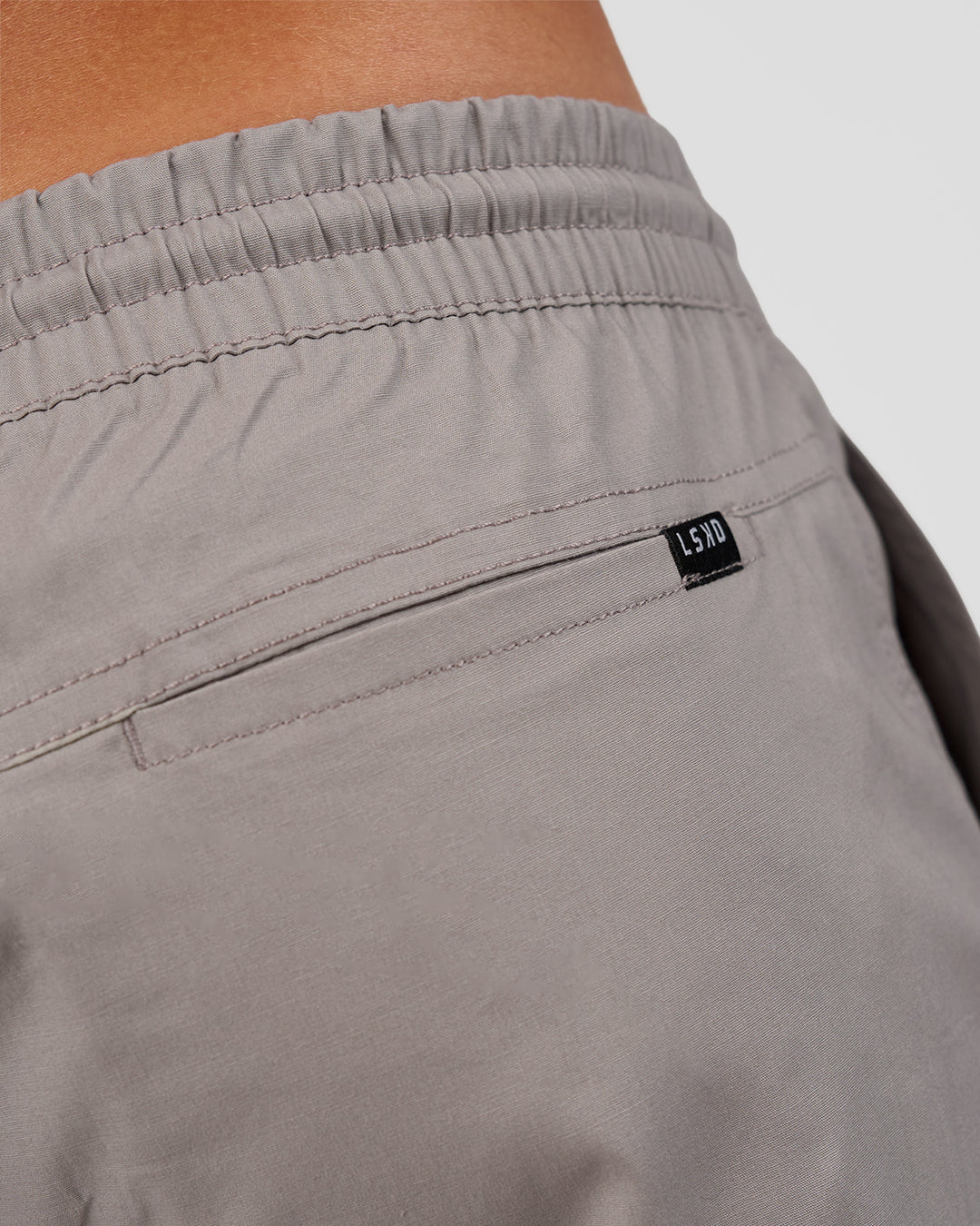 Man wearing Daily 7" Short - Alloy | Model:Marcus | Size:L - view 5