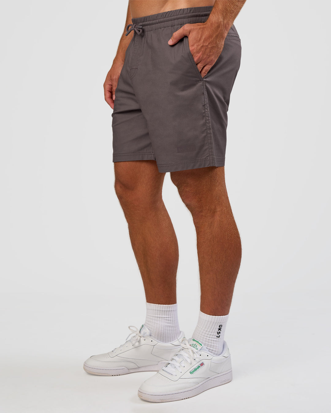 Man wearing Daily 7" Short - Duskstone | Model:Marcus | Size:L - view 6