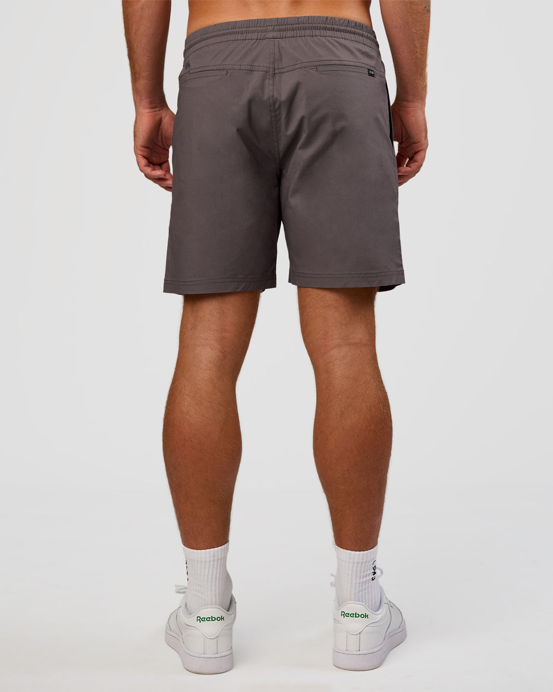 Man wearing Daily 7" Short - Duskstone | Model:Marcus | Size:L - view 4