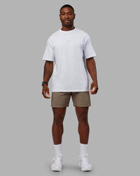 Man wearing Daily 7" Short - Greige | Model:Sam | Size:L | Thumbnail Index: 5