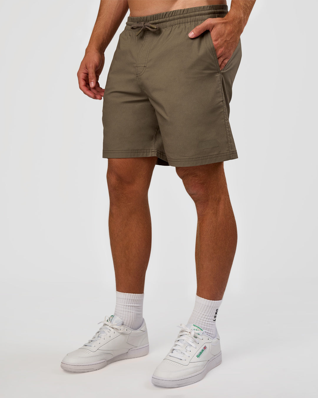Man wearing Daily 7" Short - Walnut Grey | Model:Marcus | Size:L - view 1