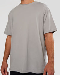 Man wearing Forever EffortlessTech Tee - Alloy | Model:Marcus | Size:L | Thumbnail Index: 4