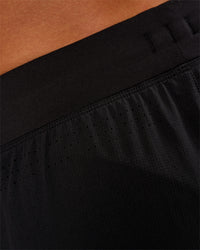 Man wearing Functional Training 7" Short - Black | Model:Marcus | Size:L | Thumbnail Index: 9