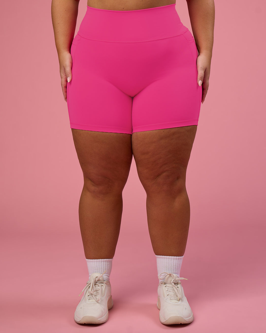 Woman wearing Fusion Ultra High-Rise 6" Short Pockets - Ultra Pink | Model:Bianca | Size:L - view 9