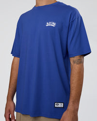 Man wearing Grid FLXCotton Oversized Tee - Power Cobalt-White | Model:Zoran | Size:L | Thumbnail Index: 6