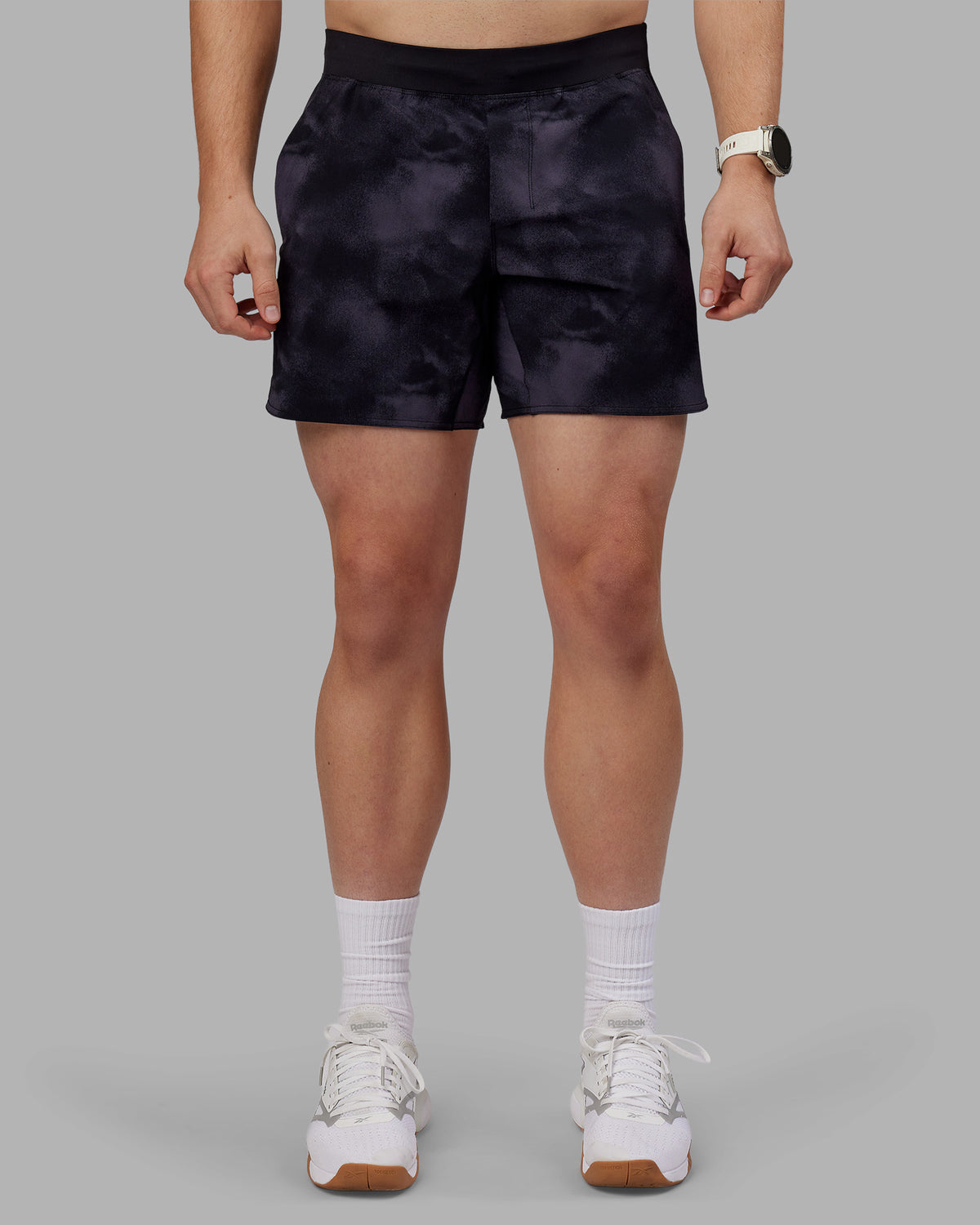 Man wearing Lift 6" Short - Black Washed | Model:Tom | Size:L