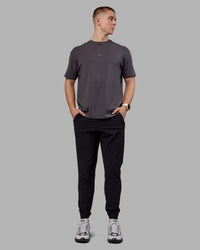 Man wearing Lift Jogger - Black | Model:Tom | Size:L | Thumbnail Index: 5