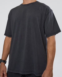Man wearing Lifting Club FLXCotton Tee Oversize - Black Washed | Model:Nikola | Size:L | Thumbnail Index: 8