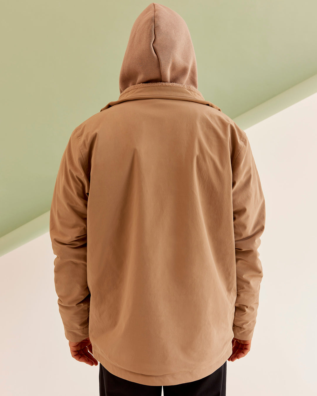 Man wearing Marshall 2.0 Jacket - Greige | Model:Jackson | Size:L - view 3
