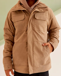Man wearing Marshall 2.0 Jacket - Greige | Model:Jackson | Size:L | Thumbnail Index: 6