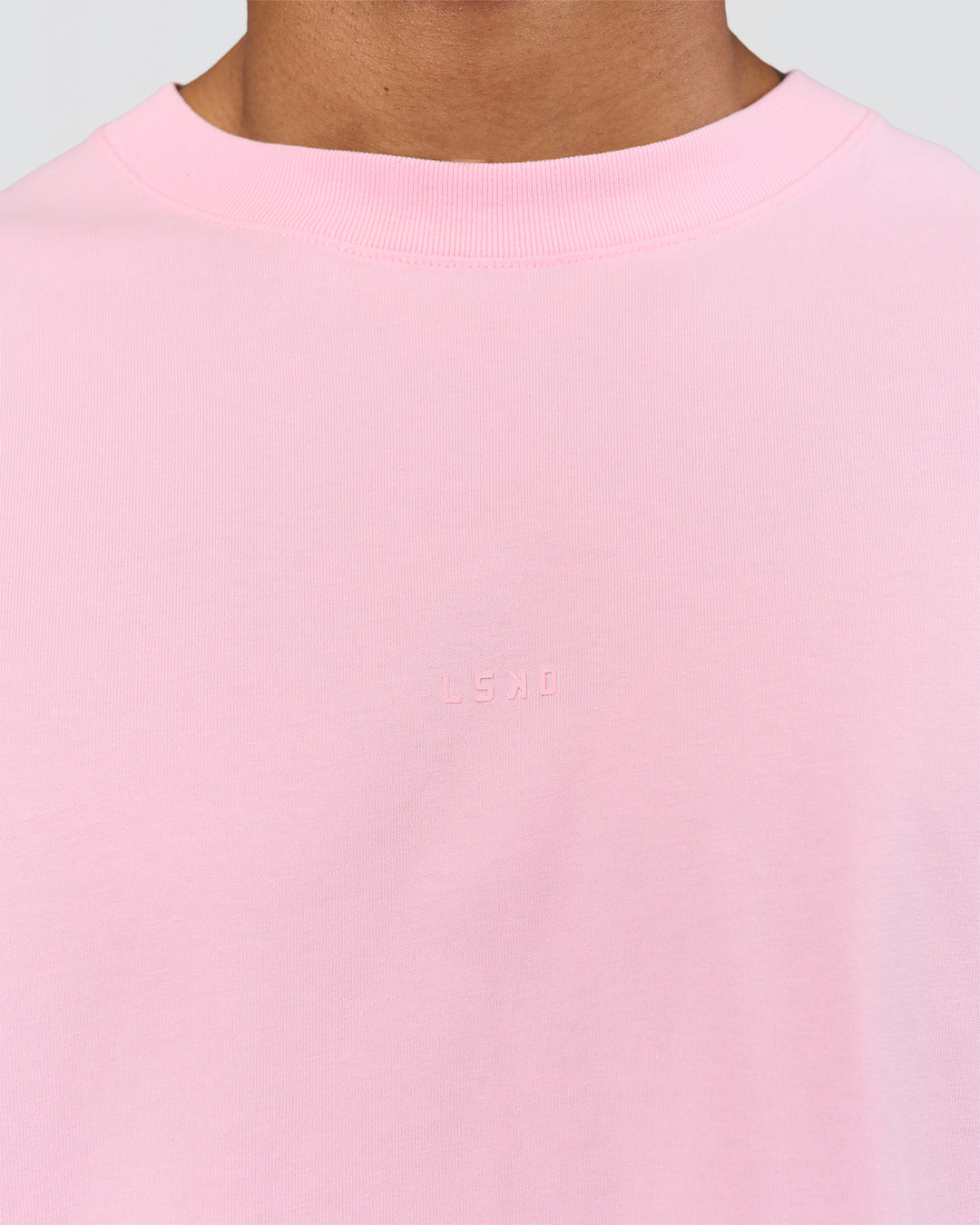 Man wearing Memory in Motion Heavyweight Boxed Tee - Marshmallow Washed | Model:Xav | Size:L - view 11