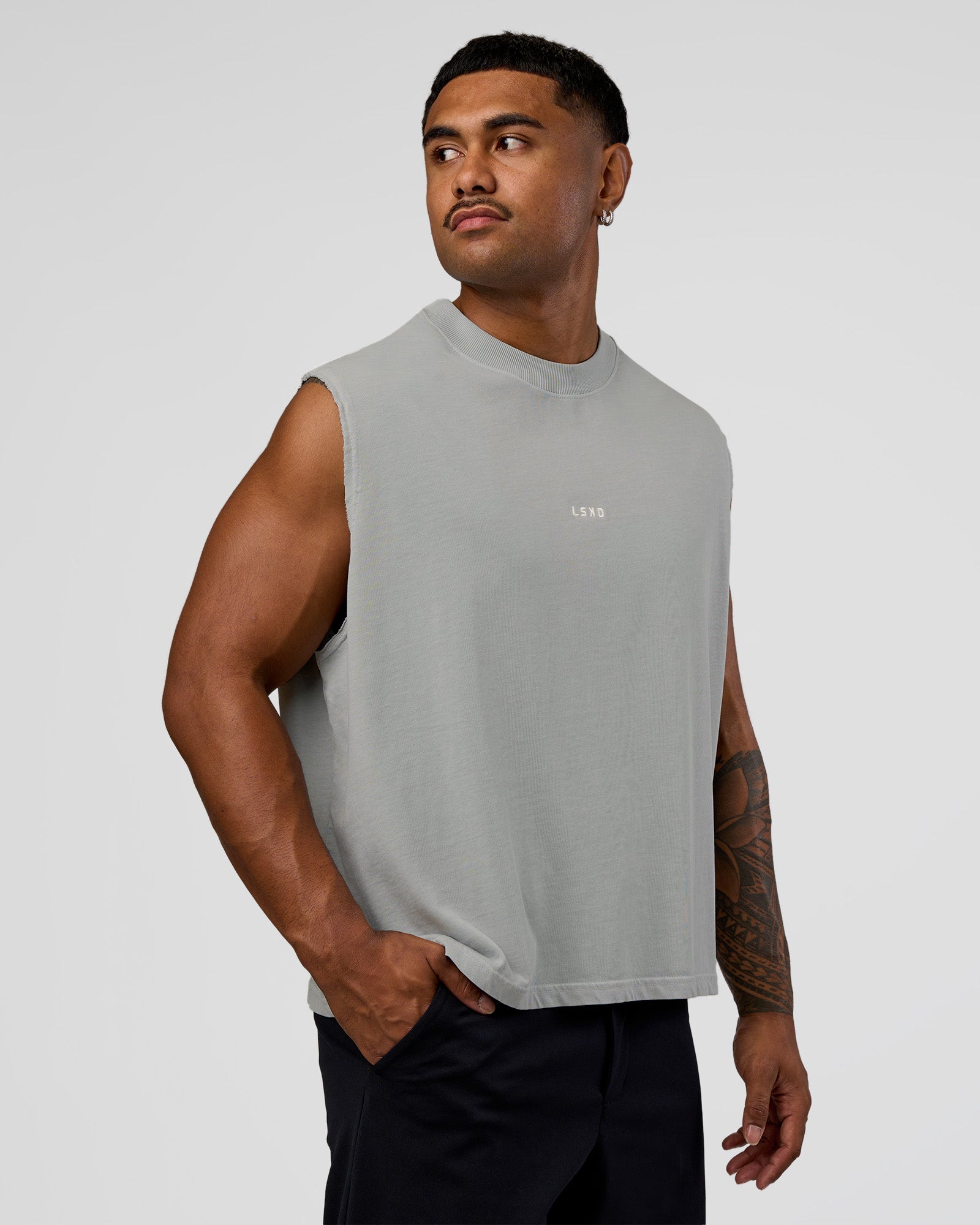 Man wearing Oversized Heavyweight Boxed Tank - Light Grey Marl | Model:Xav | Size:L