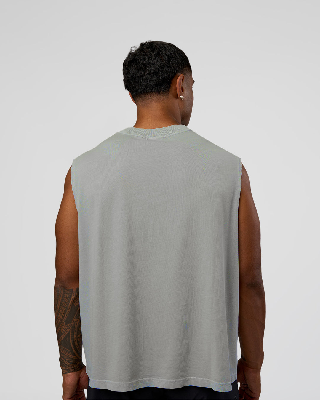 Man wearing Oversized Heavyweight Boxed Tank - Light Grey Marl | Model:Xav | Size:L - view 4