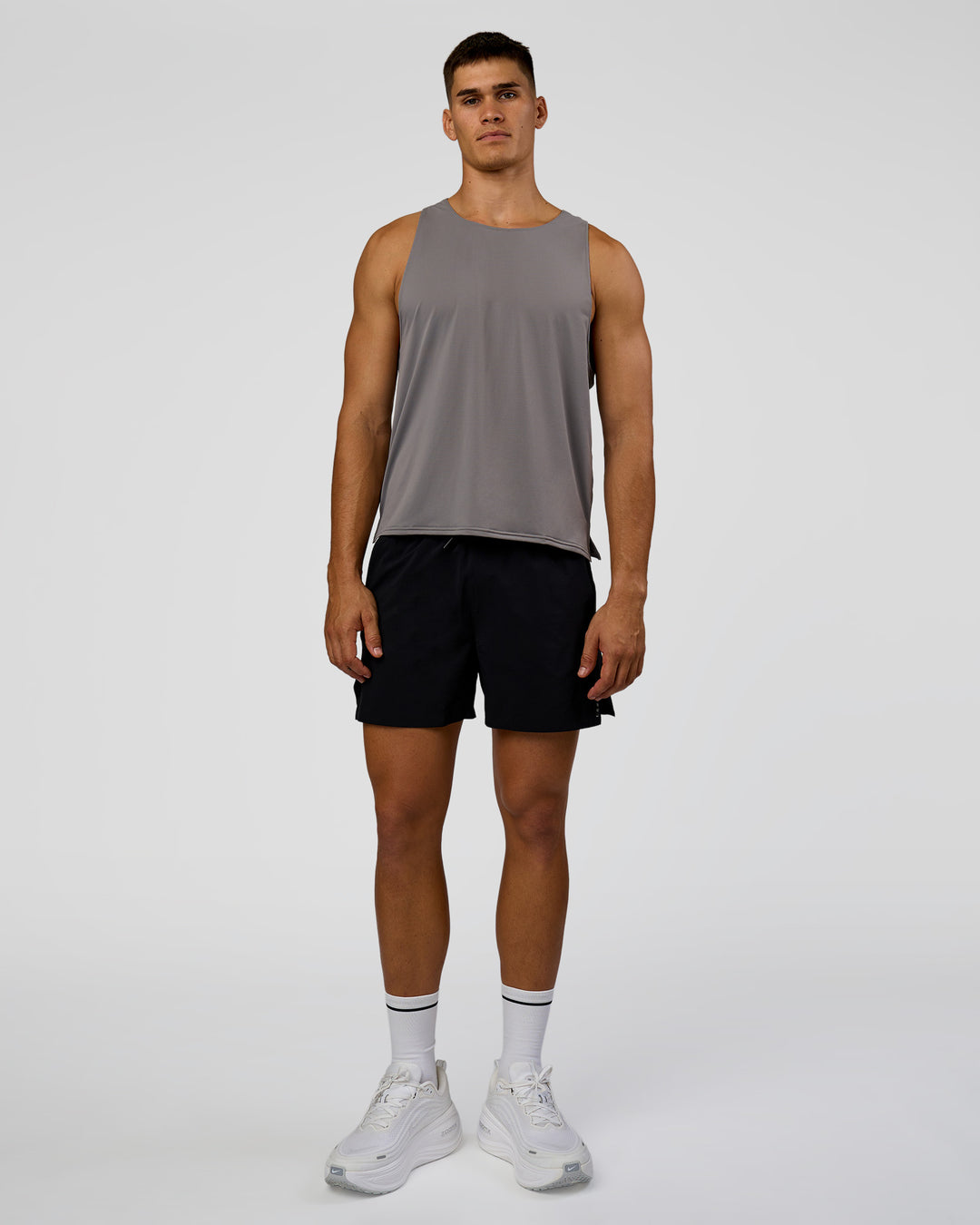 Man wearing Pace Running Tank 3.0  - Storm Front | Model:Jackson | Size:L - view 6