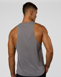 Man wearing Pace Running Tank 3.0  - Storm Front | Model:Jackson | Size:L | Thumbnail Index: 4