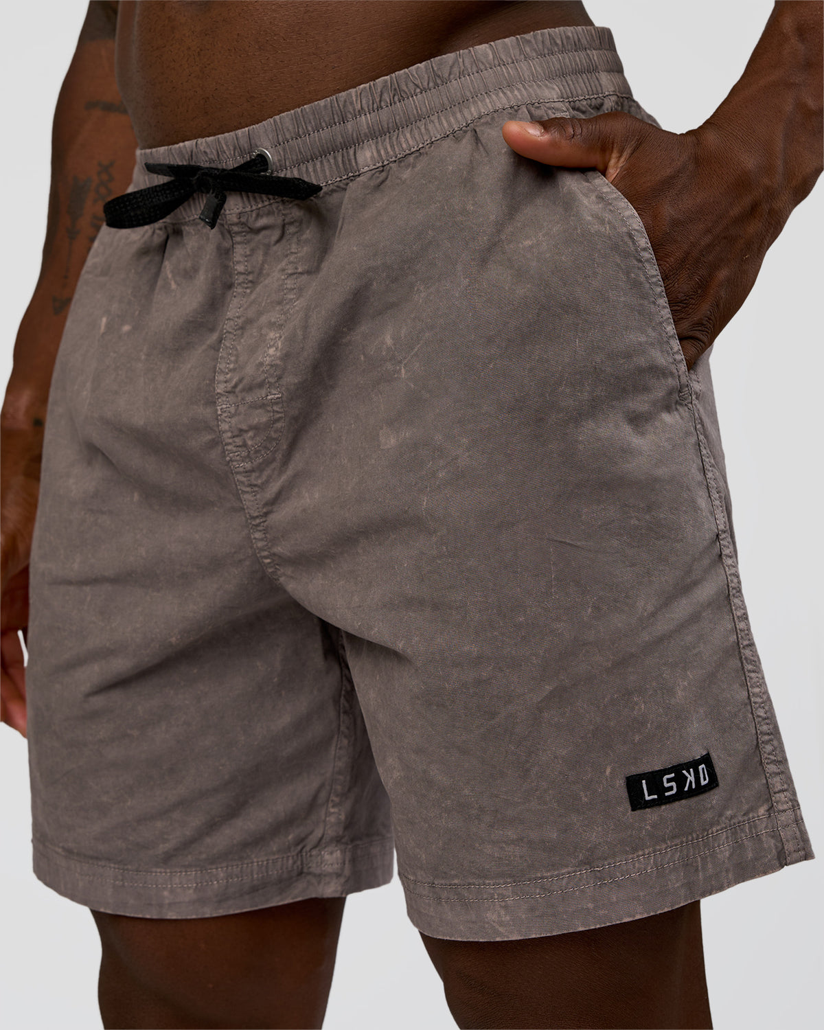 Man wearing Daily Pigment 7" Short - Pigment Storm Front | Model:Sam | Size:L