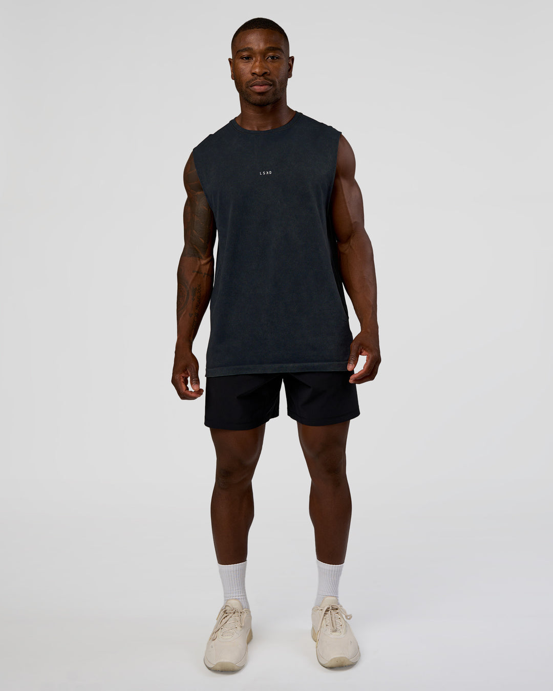 Man wearing Power Muscle Tank - Pirate Black Washed | Model:Sam | Size:L - view 5