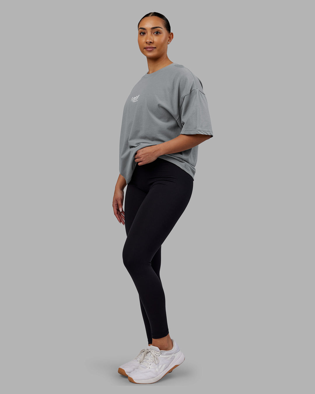 Woman wearing Time& - view 9