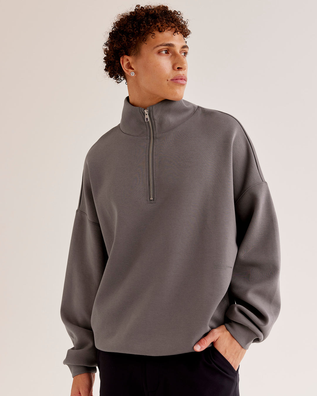Man wearing AfterDark ZeroCrease Quarter Zip - Duskstone | Model:Leandro | Size:M - view 3