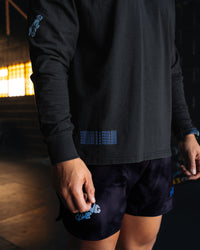Man wearing Cali FLXCotton Oversized Long Sleeve Tee - Black Washed | Model:Moses | Size:M | Thumbnail Index: 3