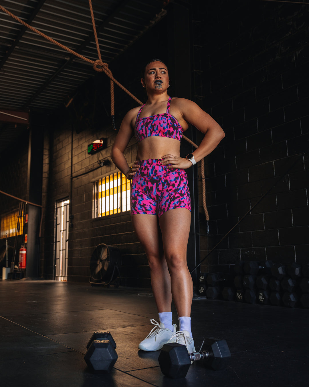 Woman wearing Fusion High-Rise 4" Short Pockets - Pink Luminous | Model:Teraipine | Size:M - view 8