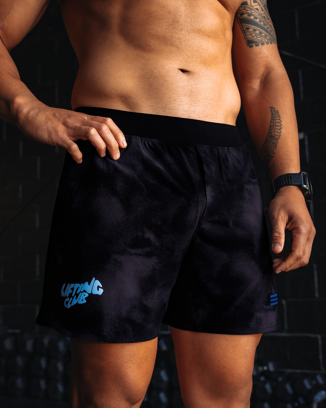 Man wearing Lift 6" Short - Black Washed-Blue | Model:Moses | Size:M - view 7
